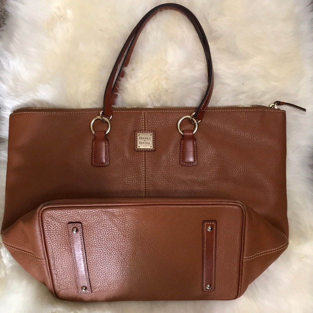 Dooney & Bourke leather tan bag